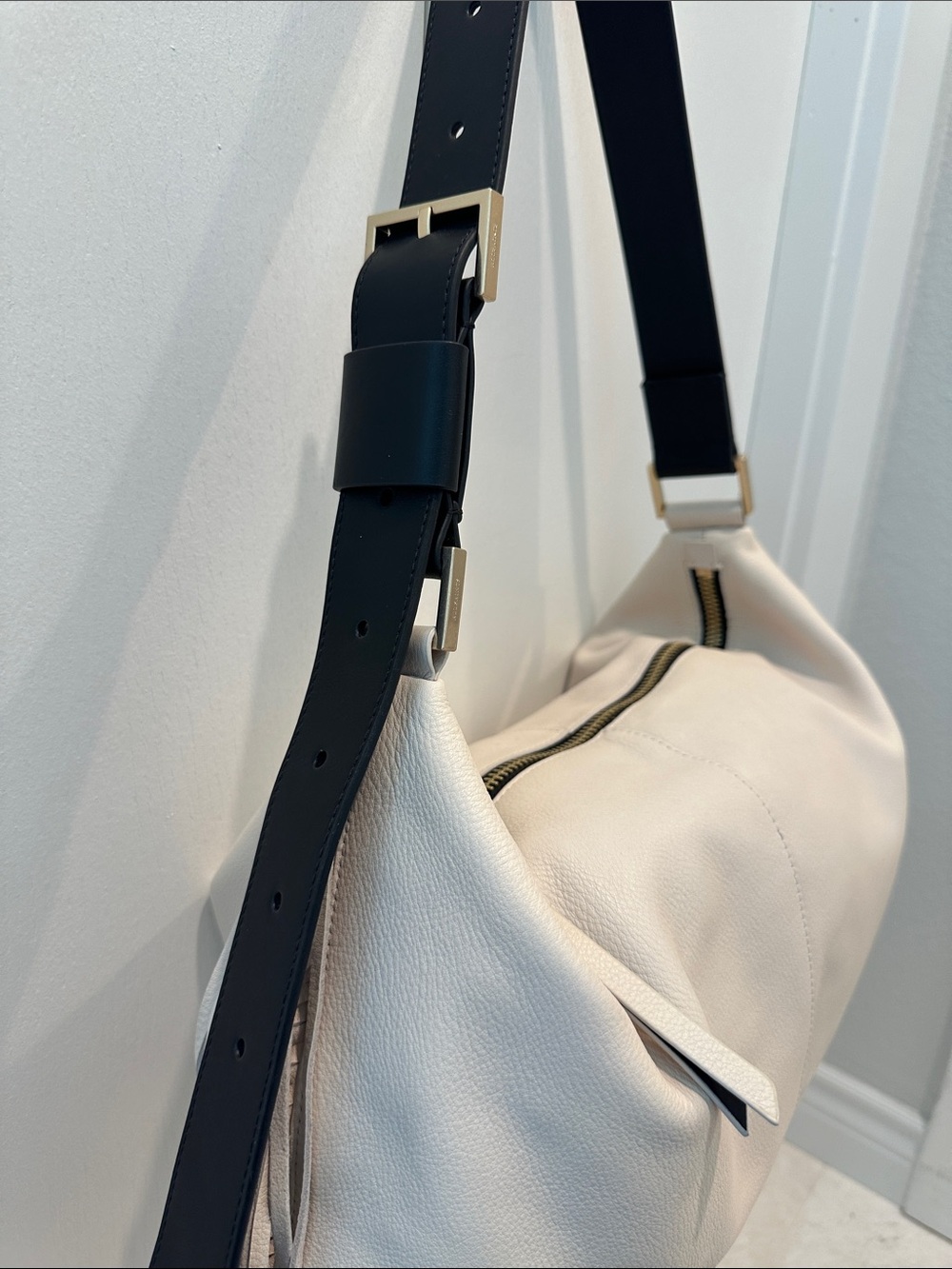 Allsaints Edbury Fringe leather bag - Picture 8 of 10